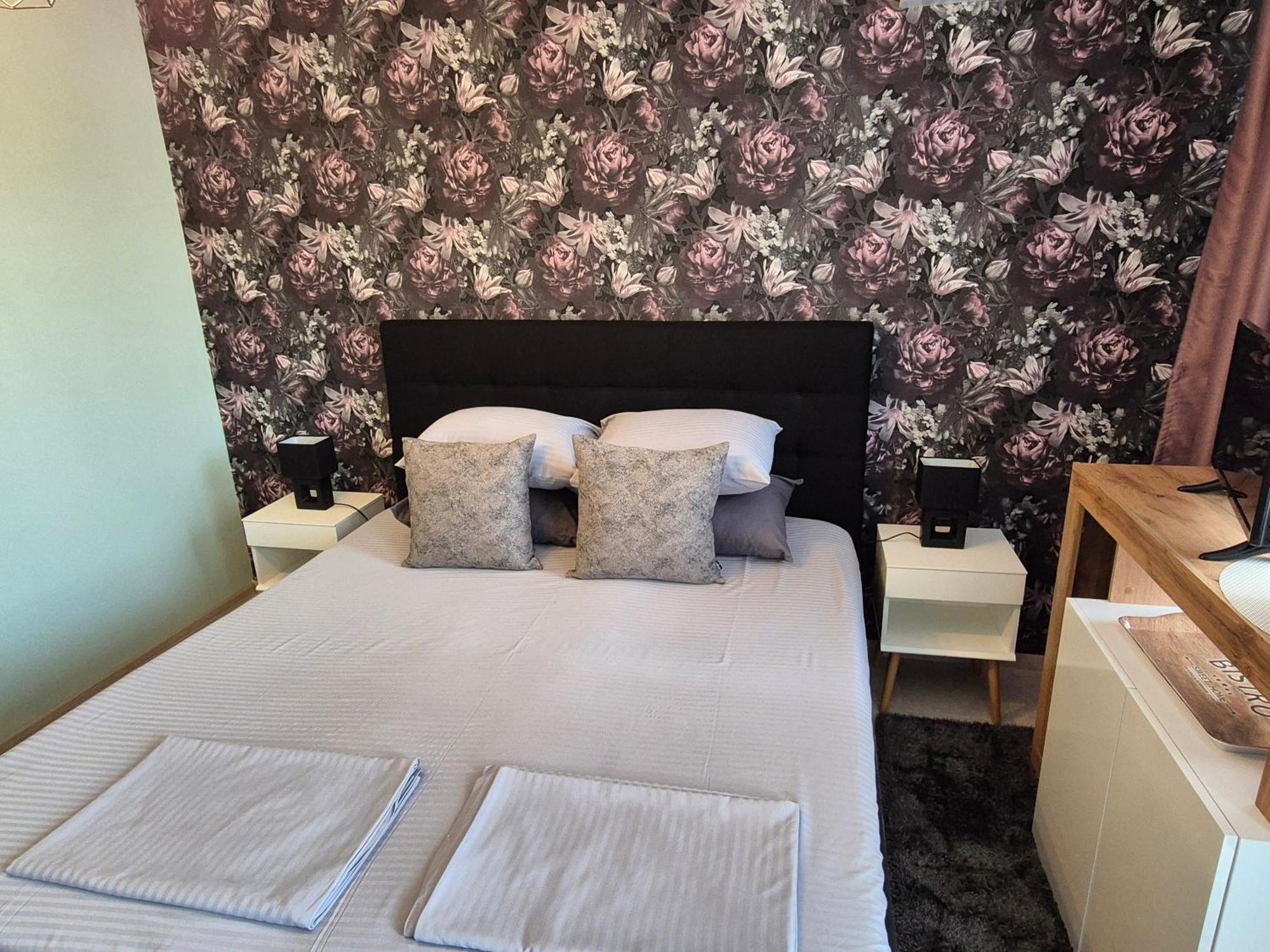 Hotel The White House Nesebar Esterno foto