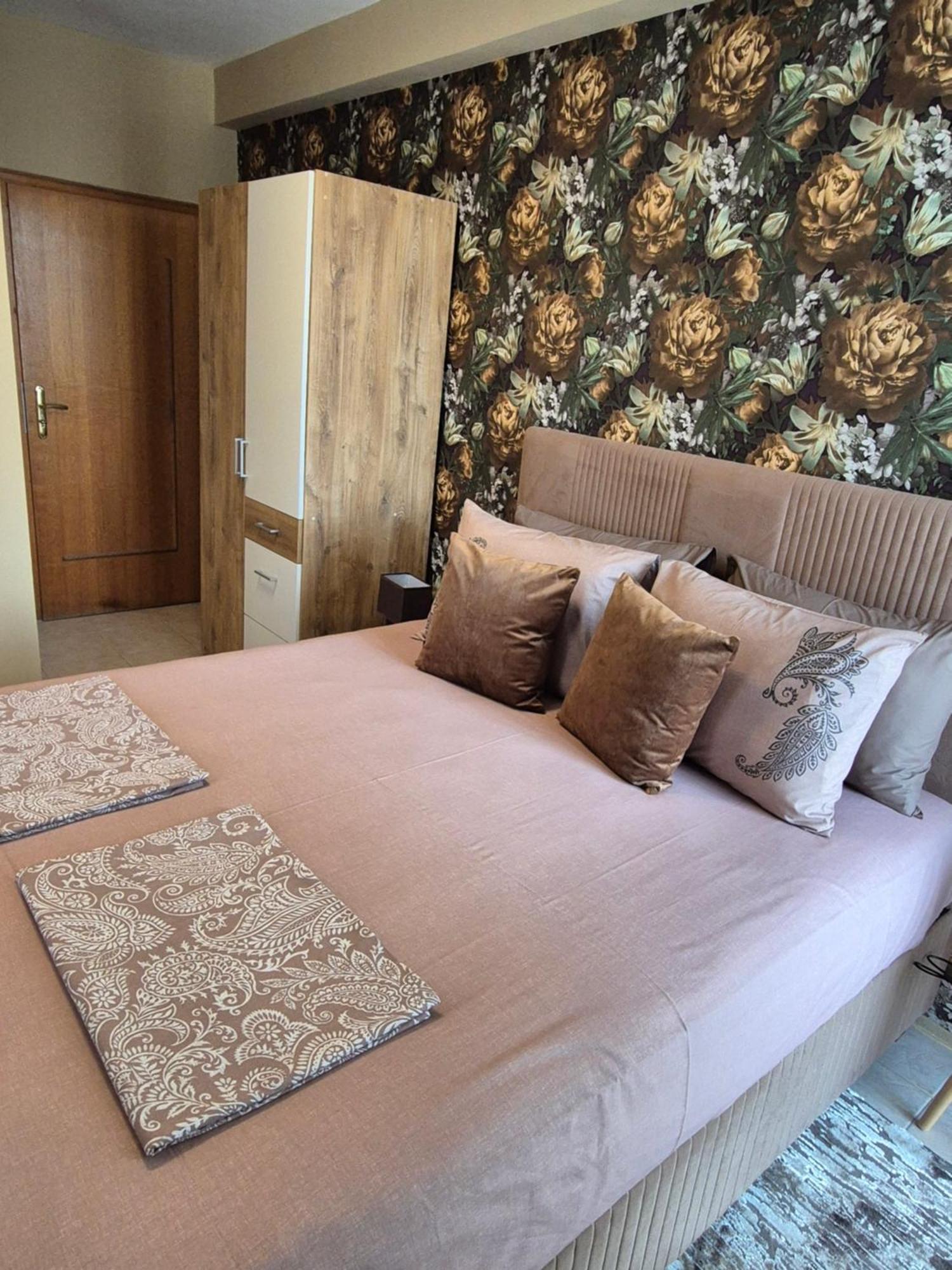 Hotel The White House Nesebar Esterno foto